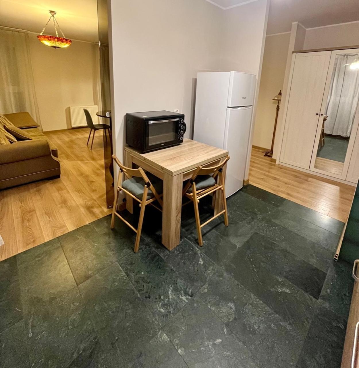 Oldtown Retro Apartment By Marina With Balcony For 6 People Gdańsk Exteriör bild
